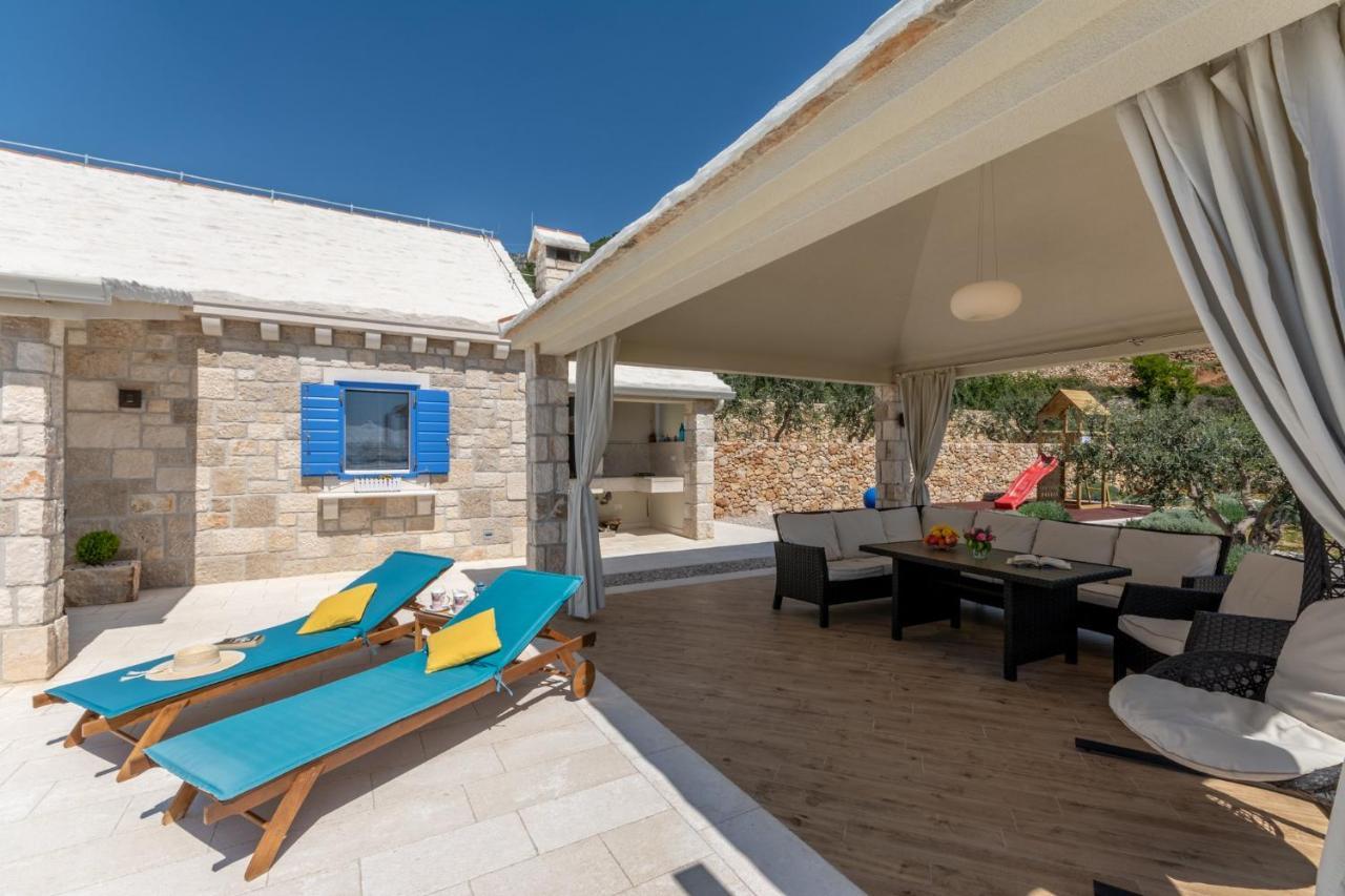 Villa Blue Sky Bol Exterior foto